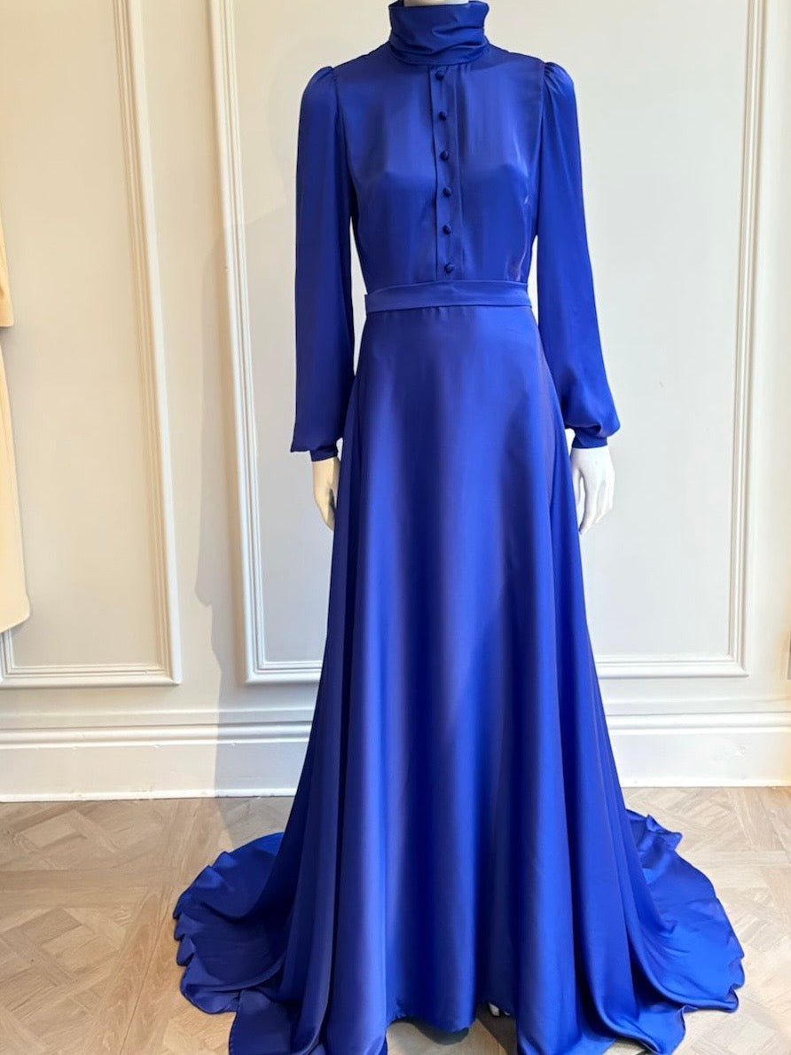 Sapphire gown store